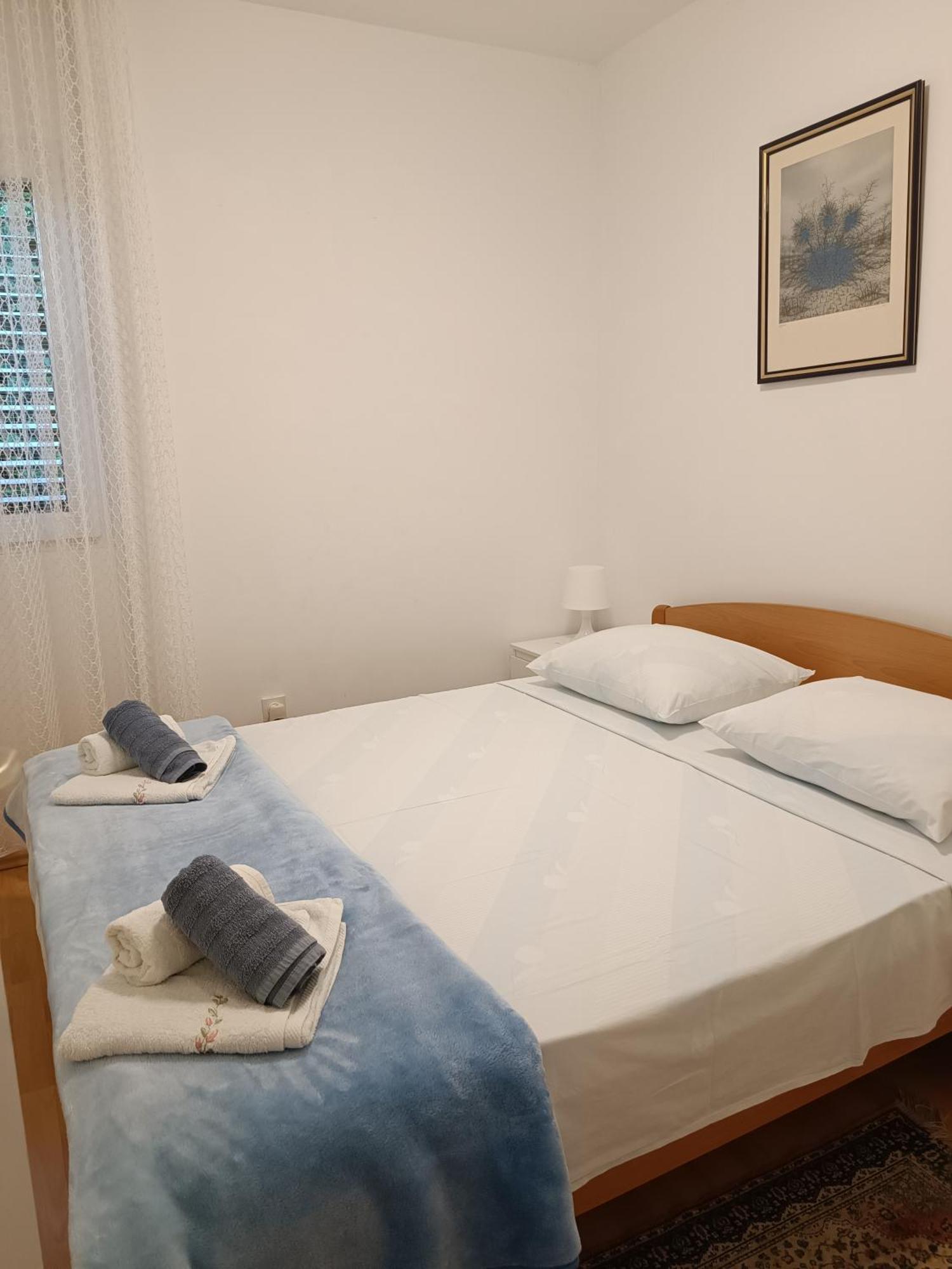Apartment Basic ペトルチャネ エクステリア 写真