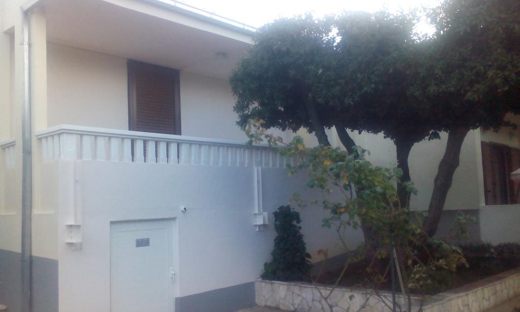 Apartment Basic ペトルチャネ エクステリア 写真